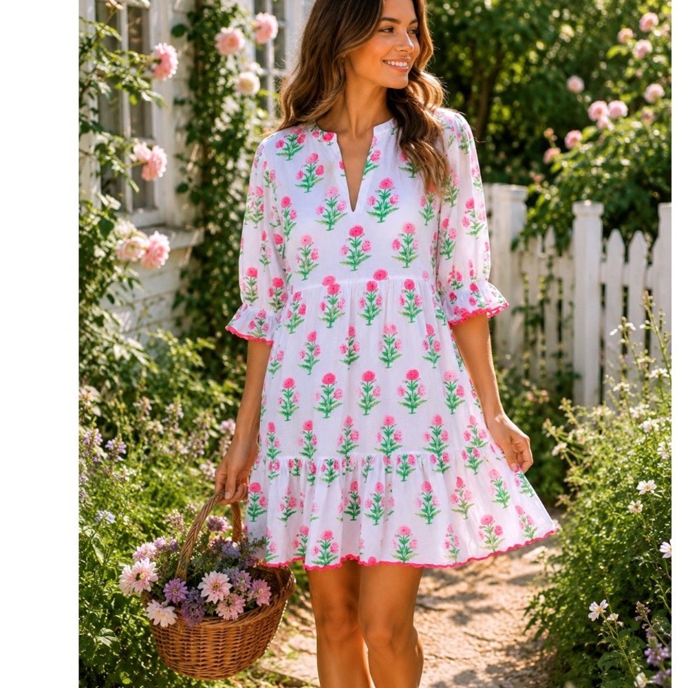 Preppy Girl B  Floral Tiered‎ Mini Dress Ric Rac Trim Split Neck babydoll pink